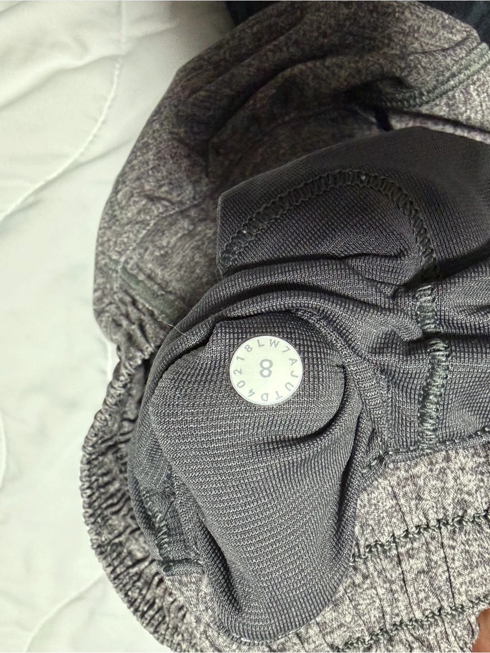 Lululemon Hotty Hot Low Rise Short 4” Womens Size 8 Gray Running Lined